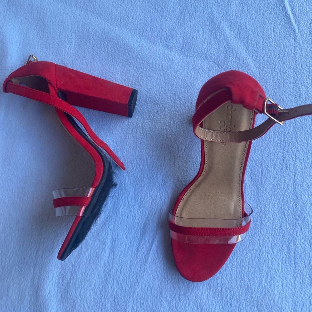 Red heels - Picture 2 of 3